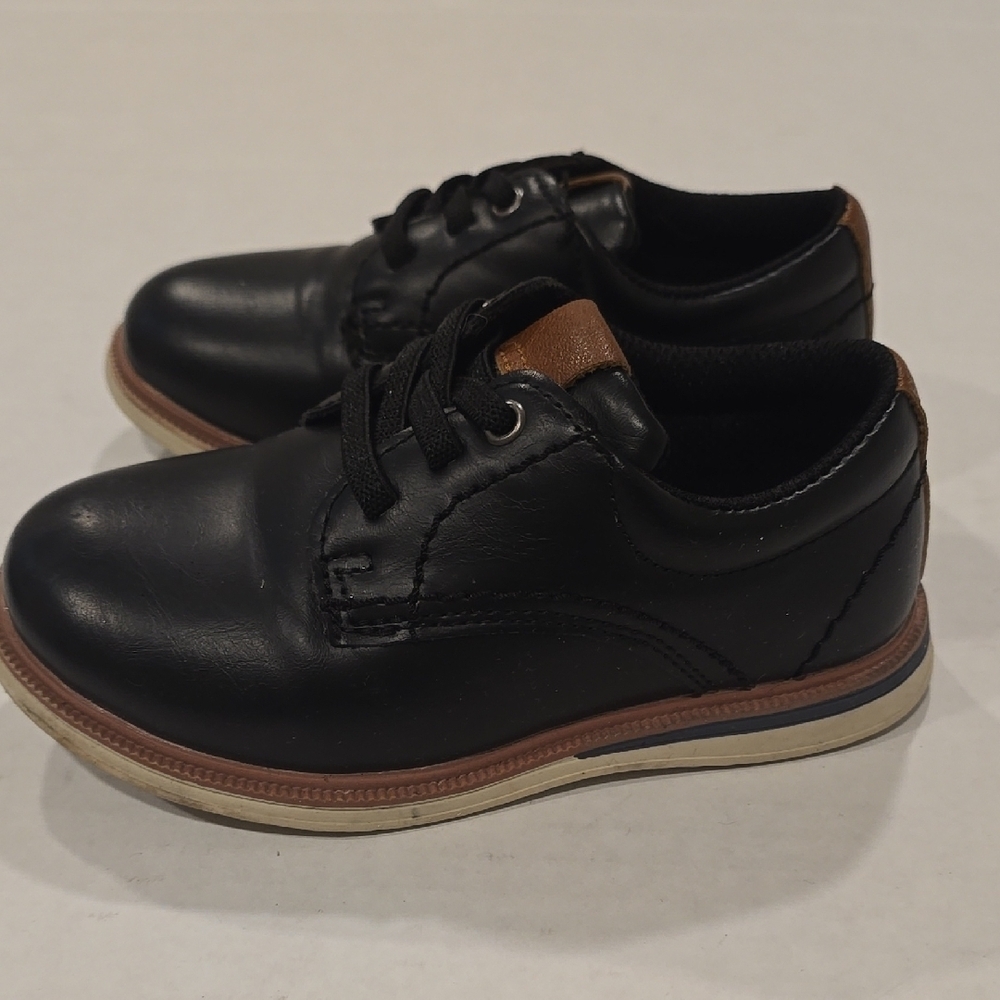 Max & Jake Classic Black Kids Shoes sz 9